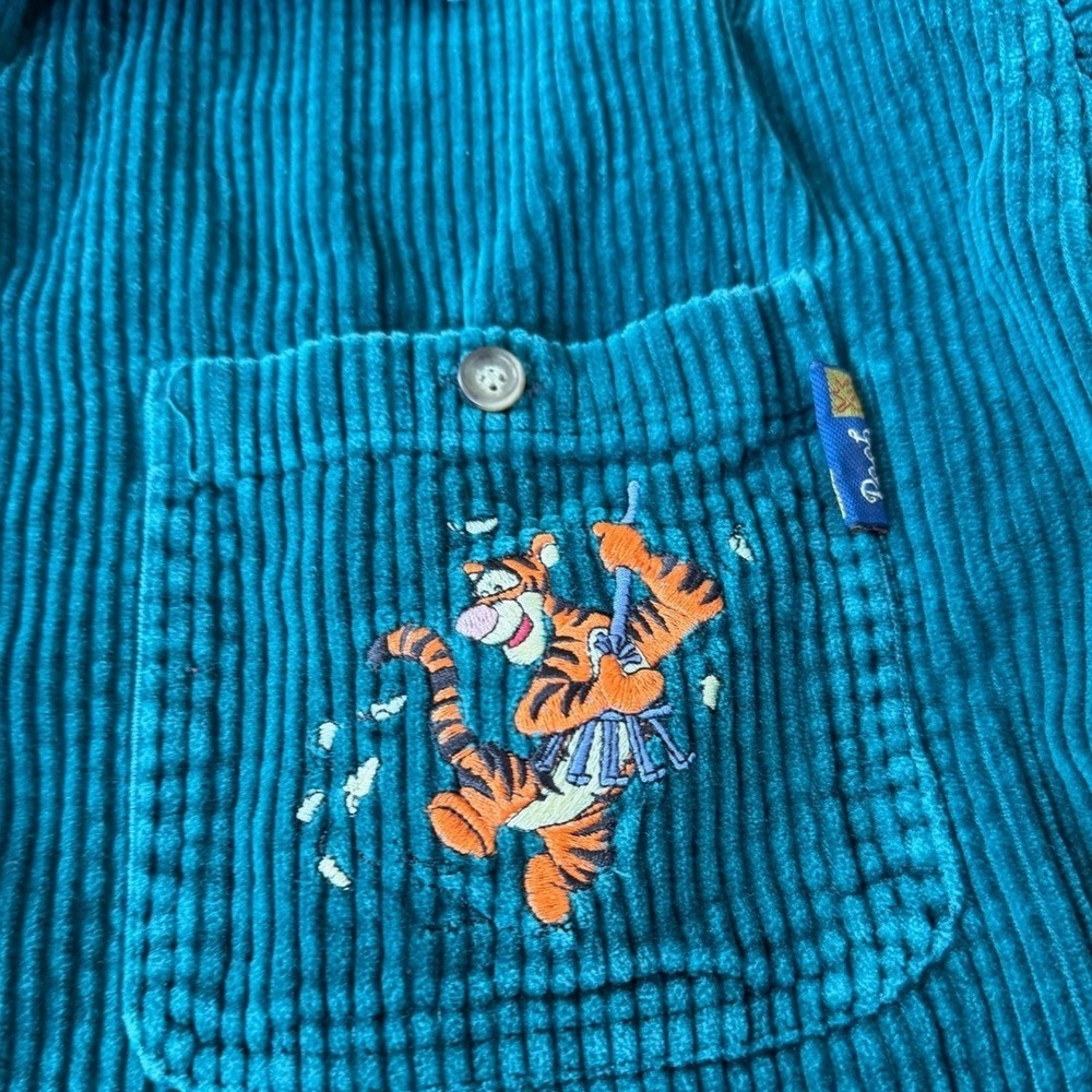 Vintage Disney‎ Winnie the Pooh Tigger Piglet Corduroy Button Up Size: L (1343)